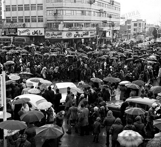 راهپیمایی‌ ۲۲ بهمن در دوسال اولِ پیروزی انقلاب اسلامی چگونه گذشت؟